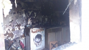 На Ставрополье пожарные вывели из горящего дома подростка