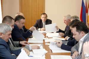 В Думе Ставрополья обсудили земельные вопросы