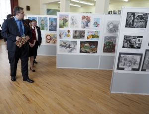 В Ставрополе наградили юных художников и литераторов