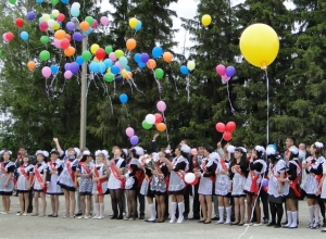 Через десять лет в российских школах останется только первая смена?