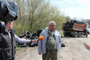 В Ставрополе активисты ликвидировали «кладбище» автошин