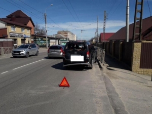 В Ставрополе в тройном ДТП пострадала 80-летняя женщина