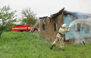 На Ставрополье в пожаре погибли два брата