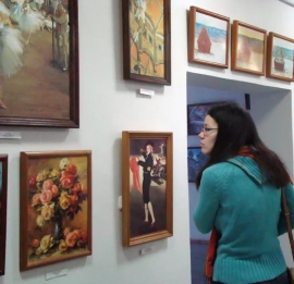 Прелесть женского образа показали на выставке в Ставрополе