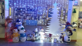 В школе на Ставрополье поселились сотни снеговиков