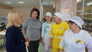 В Ставрополе Ольга Тимофеева оценила качество горячего питания для школьников