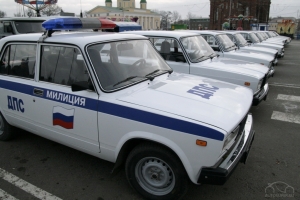 На Ставрополье «Митсубиси» въехал в авто полицейских