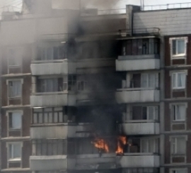 Из-за пожара в центре Ставрополя эвакуировали 20 человек