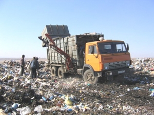 В Пятигорске дорога «съела» мусоровоз