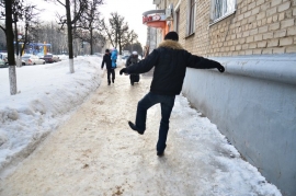 МЧС в Ставрополе предупредило о гололеде и возможном росте ДТП