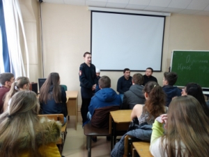 Студентам в Ставрополе рассказали об опасности бесед с незнакомцами в соцсетях