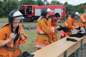 В Ставрополе «Лесная поляна» приняла юных спасателей